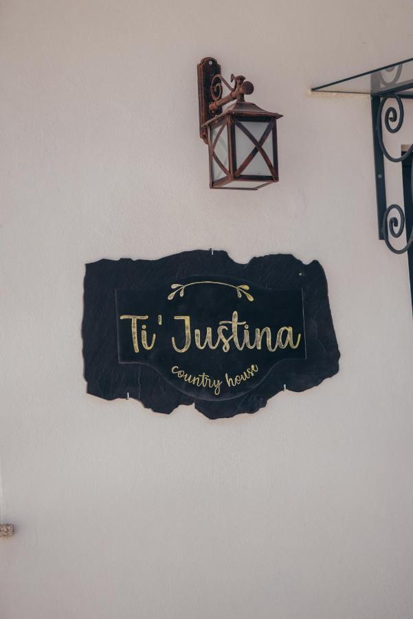 Ti'justina Ferienhaus Rossas